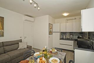 Residence Punta Gro 2-5 by Wonderful Italy - Sirmione - 5