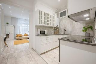 Dual 2BR Comfort Escape with 2 Bathroom by NW - Boedapest - 3