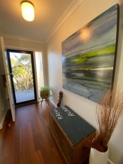 Nelson Cottage - relaxed retro, modern and original - Albany - 0