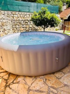 Apartment Alja, Sara i Nevio jacuzzi - Dugi Rat - 4