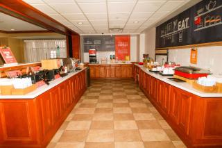 Hampton Inn Commerce/Novi - 3