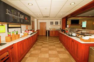 Hampton Inn Commerce/Novi - Walled Lake - 2