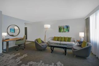 Hilton Hasbrouck Heights-Meadowlands - 1
