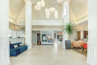 Hilton Garden Inn Lakewood - Lakewood - 8