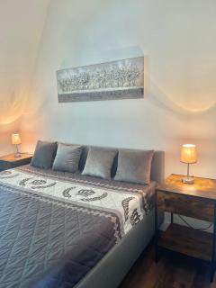 City Apartment, Ferienwohnung 3 ZKDB, Balkon, Dachgeschoss, nähe Düsseldorf - Krefeld - 8