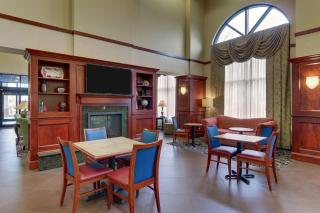 Hampton Inn & Suites Indianapolis-Airport - Indianapolis - 4
