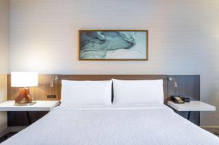 Hilton Garden Inn Islip/MacArthur Airport - 1