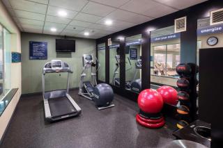Hampton Inn & Suites Lincolnshire - 1