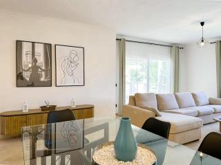 Penthouse Rooftop Terrace 3bed Pool Family Only - Marbella - 9