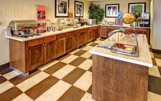 Hampton Inn Midland - Midland - 4
