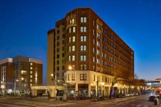 DoubleTree by Hilton Memphis Downtown - Memphis - 0