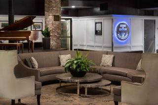 DoubleTree by Hilton Memphis Downtown - Memphis - 9