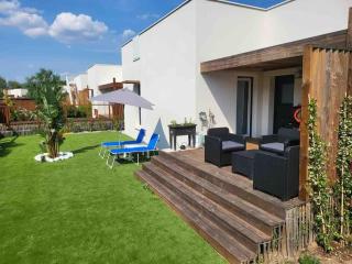 VILLA VACANCES - Vias - 0