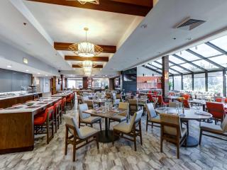 Hilton Chicago/Oak Lawn - 6