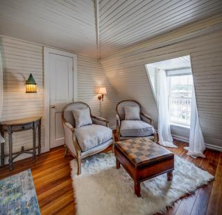 Fairytale Loft Suite 1 bed, 1 bath Luxury Apartment in Downtown Belmont - Charlottesville - 8