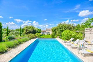 Mas des Chênes Verts 5 ch avec piscine et clim - Eygalières - 0