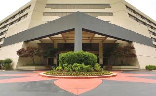DoubleTree Suites by Hilton Raleigh-Durham - Durham - 8