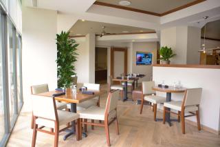 DoubleTree Suites by Hilton Raleigh-Durham - Durham - 1