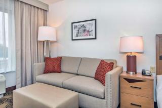 DoubleTree by Hilton Raleigh-Cary - Cary - 1