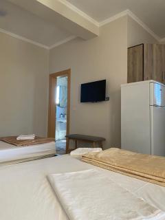 Hotel Kamina Alisinanaj - Valona - 4