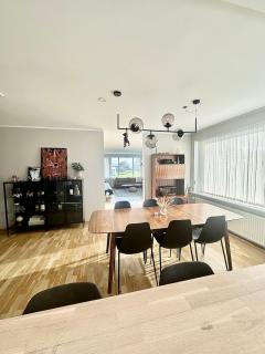 Spacious Home in the Suburbs - Hafnarfjördur - 5