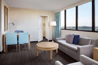 Embassy Suites by Hilton Tampa Airport Westshore - Tampa - 2