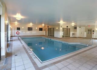 Hampton Inn & Suites Laval - 2