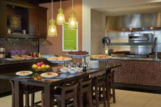 Hilton Garden Inn Toronto Airport West/Mississauga - Mississauga - 2