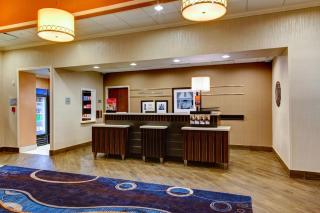 Hampton Inn and Suites Columbus, MS - Columbus - 4