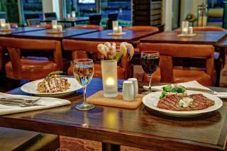 Hilton Garden Inn Memphis/Wolfchase Galleria - Memphis - 1