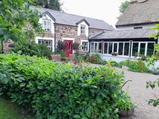 Moira Cottages at Berwickhall Sleeps 8 - Moira - 3