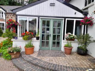 Moira Cottages at Berwickhall Sleeps 8 - Moira - 6