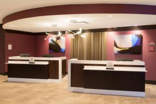 DoubleTree by Hilton Schenectady - 6