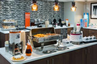 Hampton Inn & Suites - Knoxville Papermill Drive, TN - Knoxville - 1
