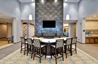 Homewood Suites by Hilton Cincinnati/West Chester - 1