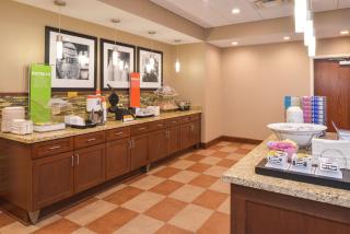 Hampton Inn & Suites by Hilton Lonoke - 1