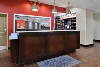 Hampton Inn and Suites Hutto - Hutto - 9
