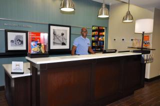 Hampton Inn and Suites Hutto - Hutto - 8