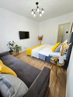 153 Красивые Апартаменты ЖК Абая 130 - Almaty - 5