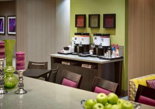 Hampton Inn by Hilton Sarnia/Point Edward - Point Edward - 4