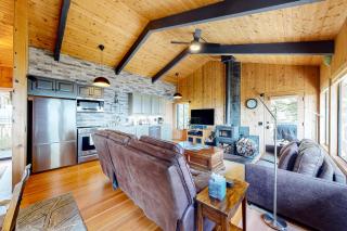 Eagle's Landing - Main House & Studio - 5