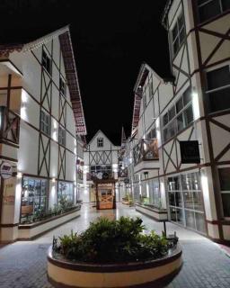 Casa CENTRO com Estacionamento-500m da rua do lazer, ideal p casais ou até 4 pessoas - Domingos Martins - 1