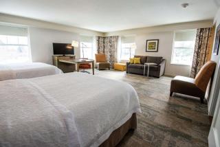 Hampton Inn & Suites Manchester, Vt - 1