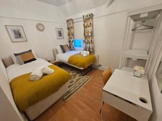 Stylish 2 Bed Apt - Harry Potter/ Leavesden Studios/Watford/Hemel Hempstead - Families/Professionals & Contractors Welcome - Serviced Accomodation - Sarratt - 1