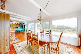 Saddle Point Main House - Elk - 2