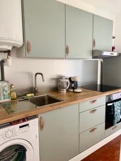 La Grand Motte - 2 personnes seulement - Centre - Plage - 2