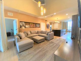 7589 Magic Village 8 guests 4 suites BBQ near 192 Disney - Orlando - 2