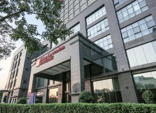 Hilton Garden Inn Foshan - Foshan - 7