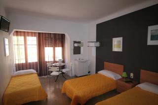 Hostal Juventus - Portbou - 8