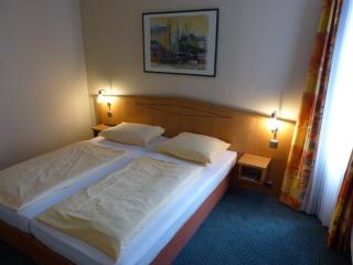 Hotel Panorama Hamburg-Harburg - Hamburg - 1